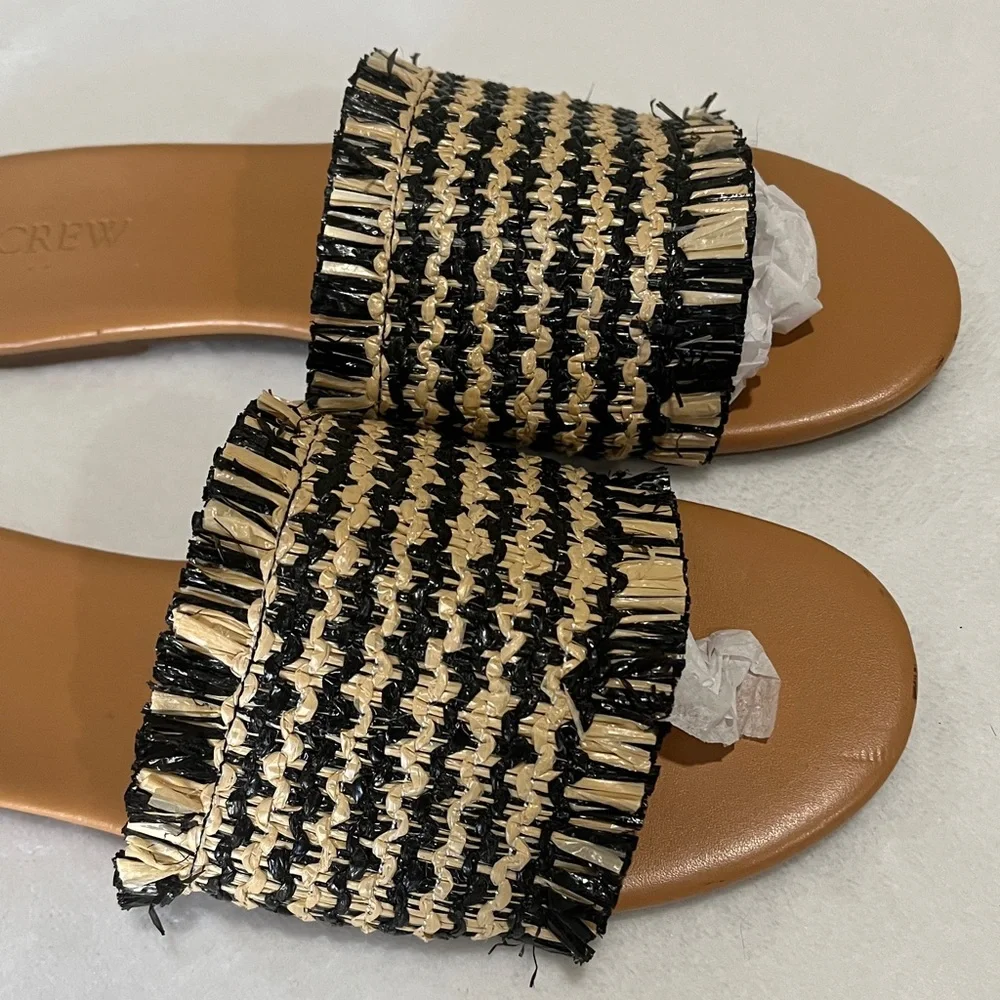 J Crew size 7 Raffia woven black and cream slide sandals